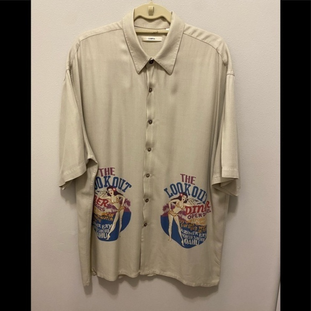 Men’s  CAMPIA XL short sleeve button down shirt in beige with diner logo.